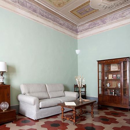 Almadelena Guest House Pisa Buitenkant foto