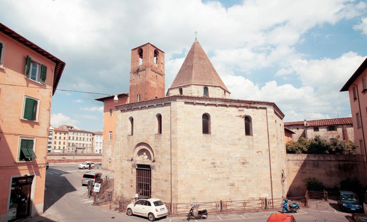Almadelena Guest House Pisa Buitenkant foto